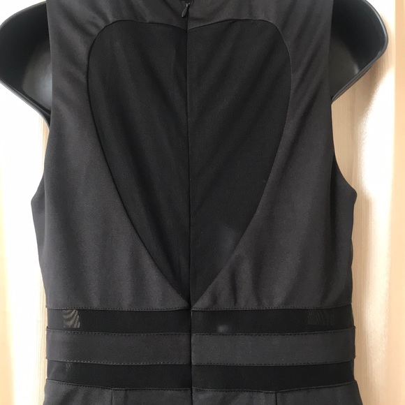 Black Dress - Picture 3 of 4